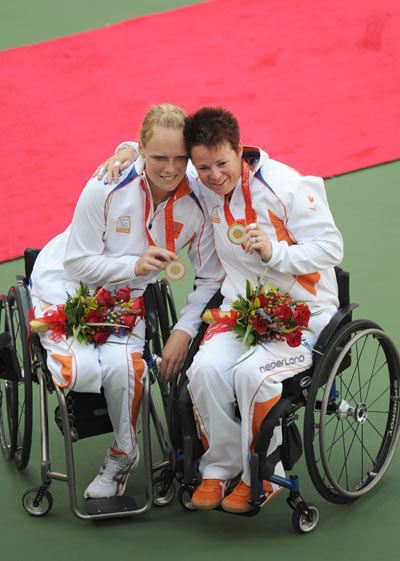 Gouden dubbel dames tennis Homan/Walraen